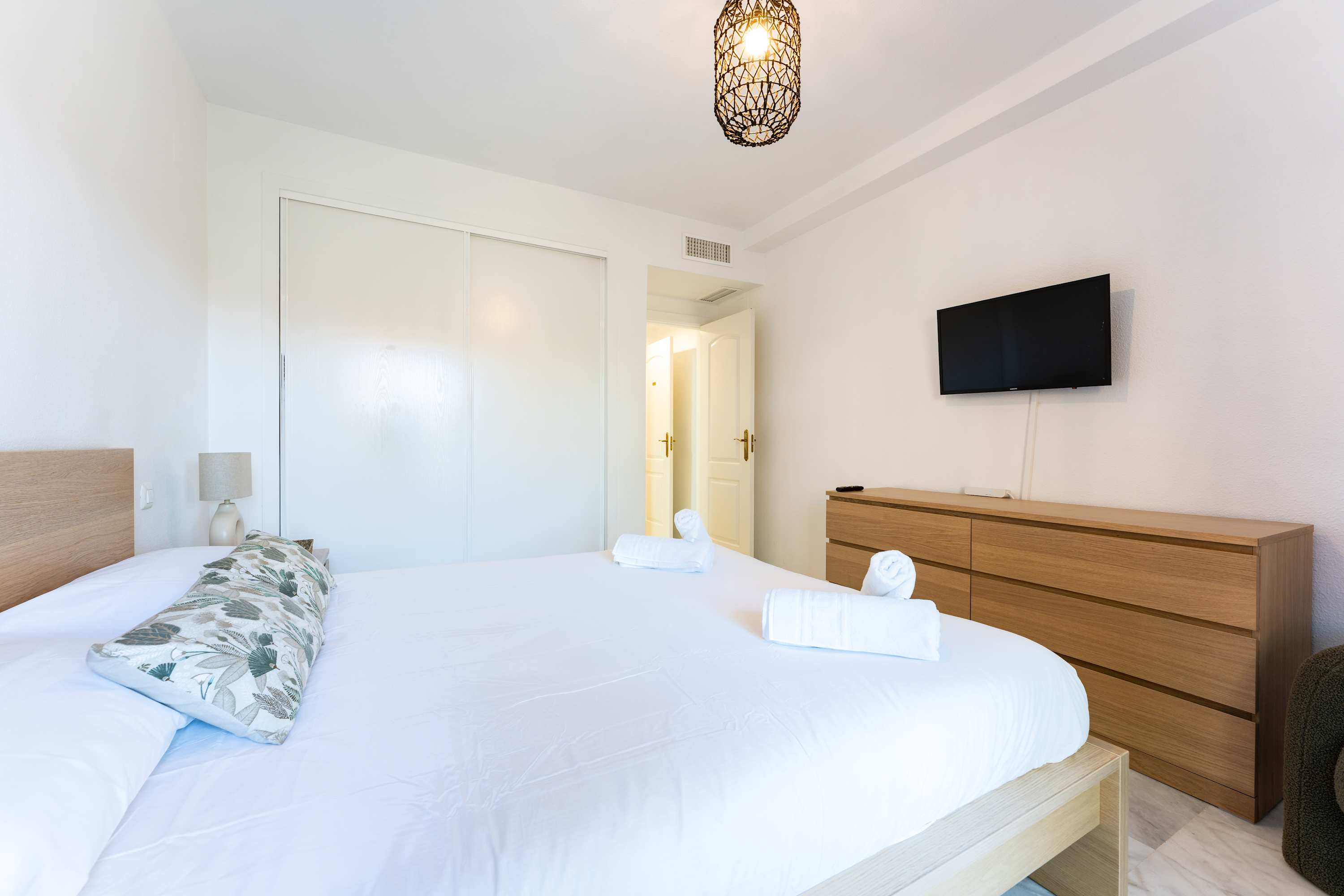 Ground floor flat with direct access to the pool!