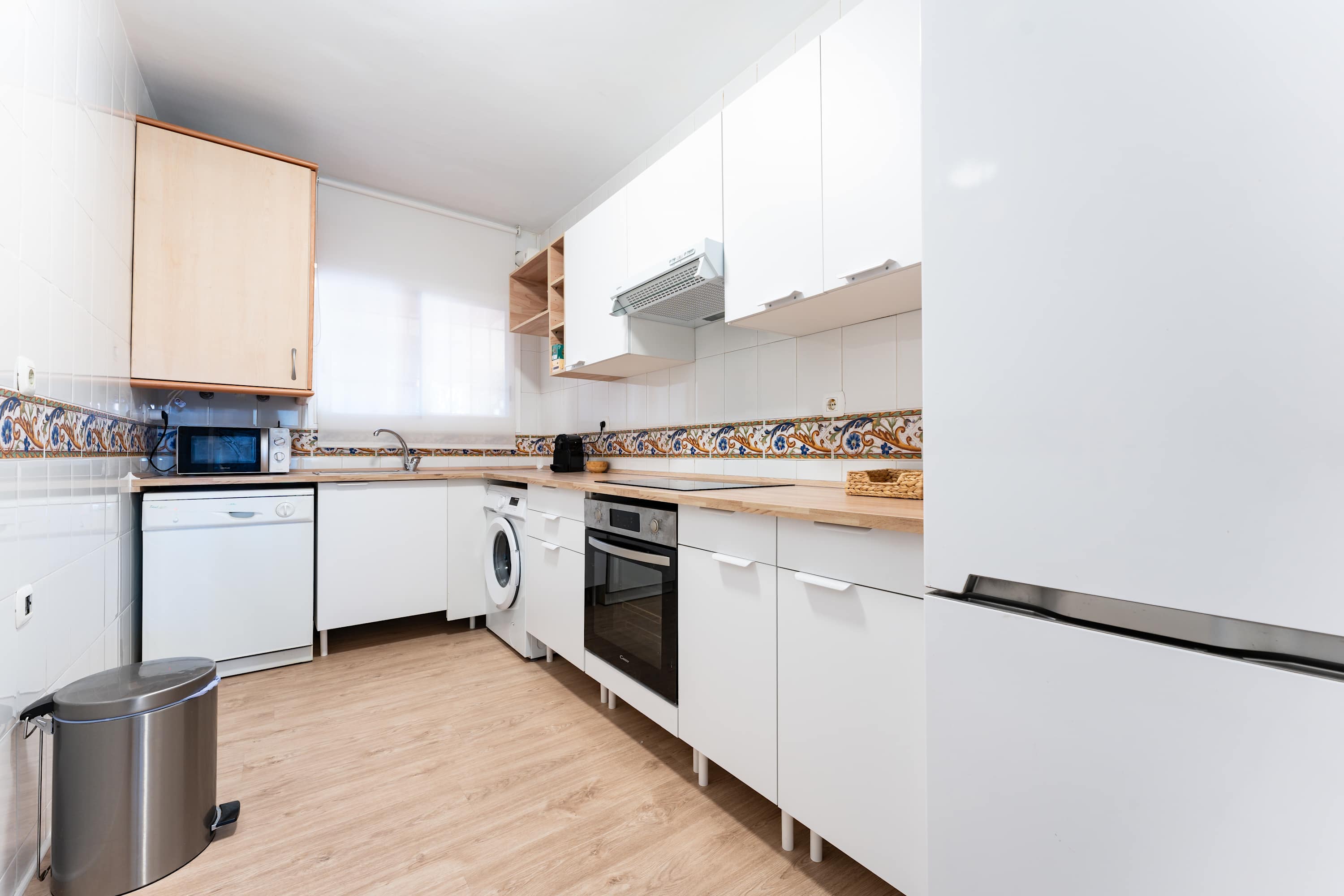 Ground floor flat with direct access to the pool!