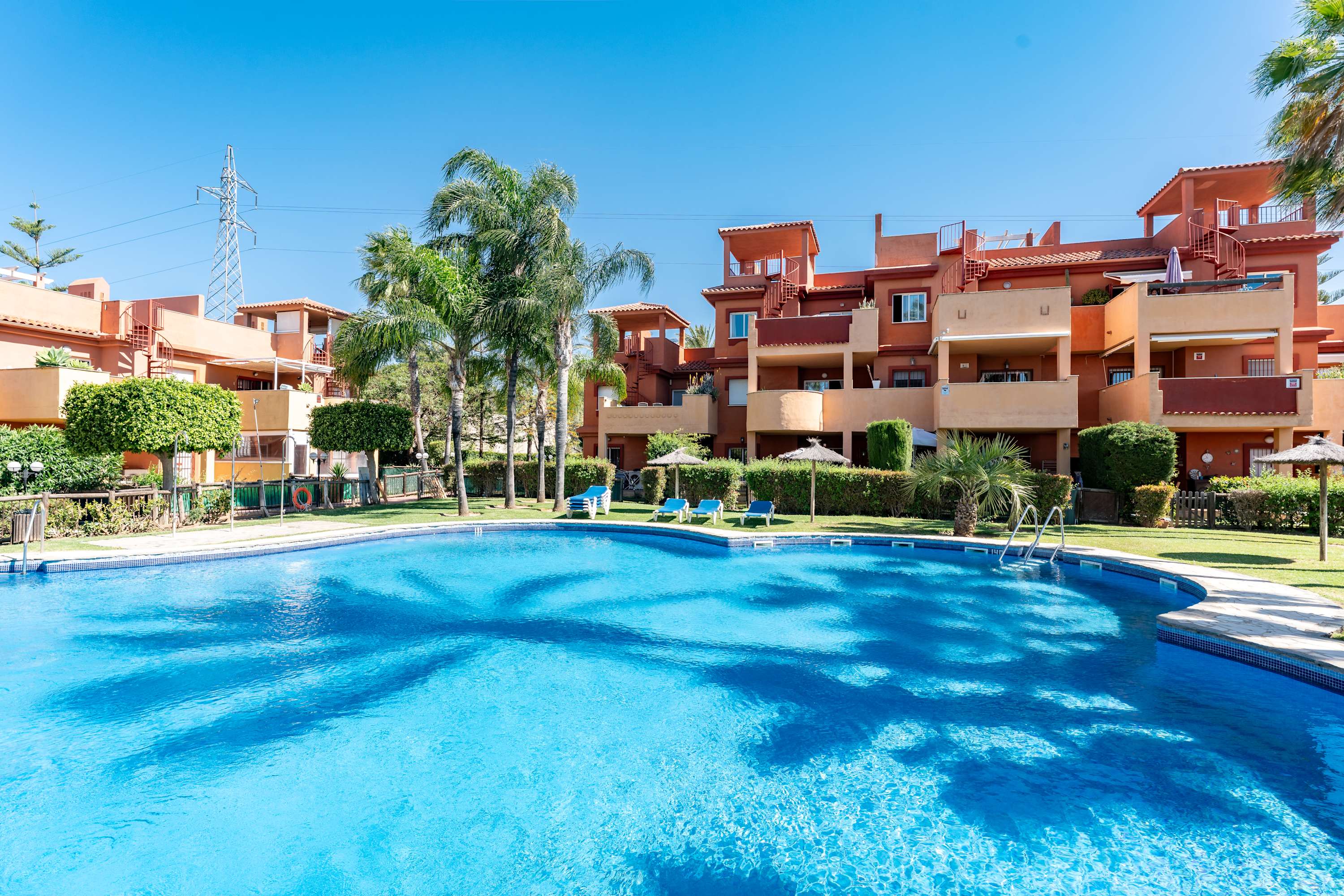 Ground floor flat with direct access to the pool!