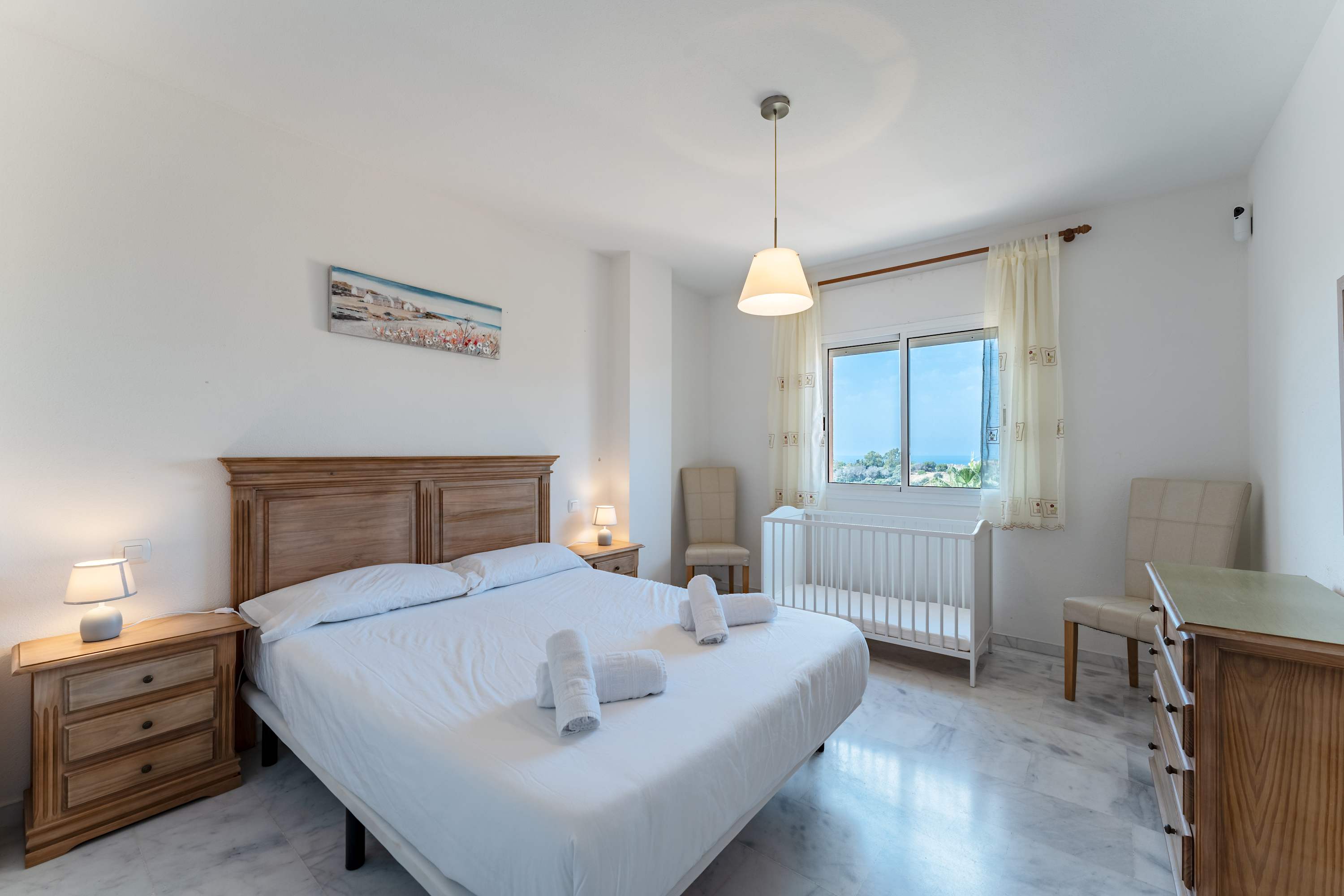 Penthouse with sea views