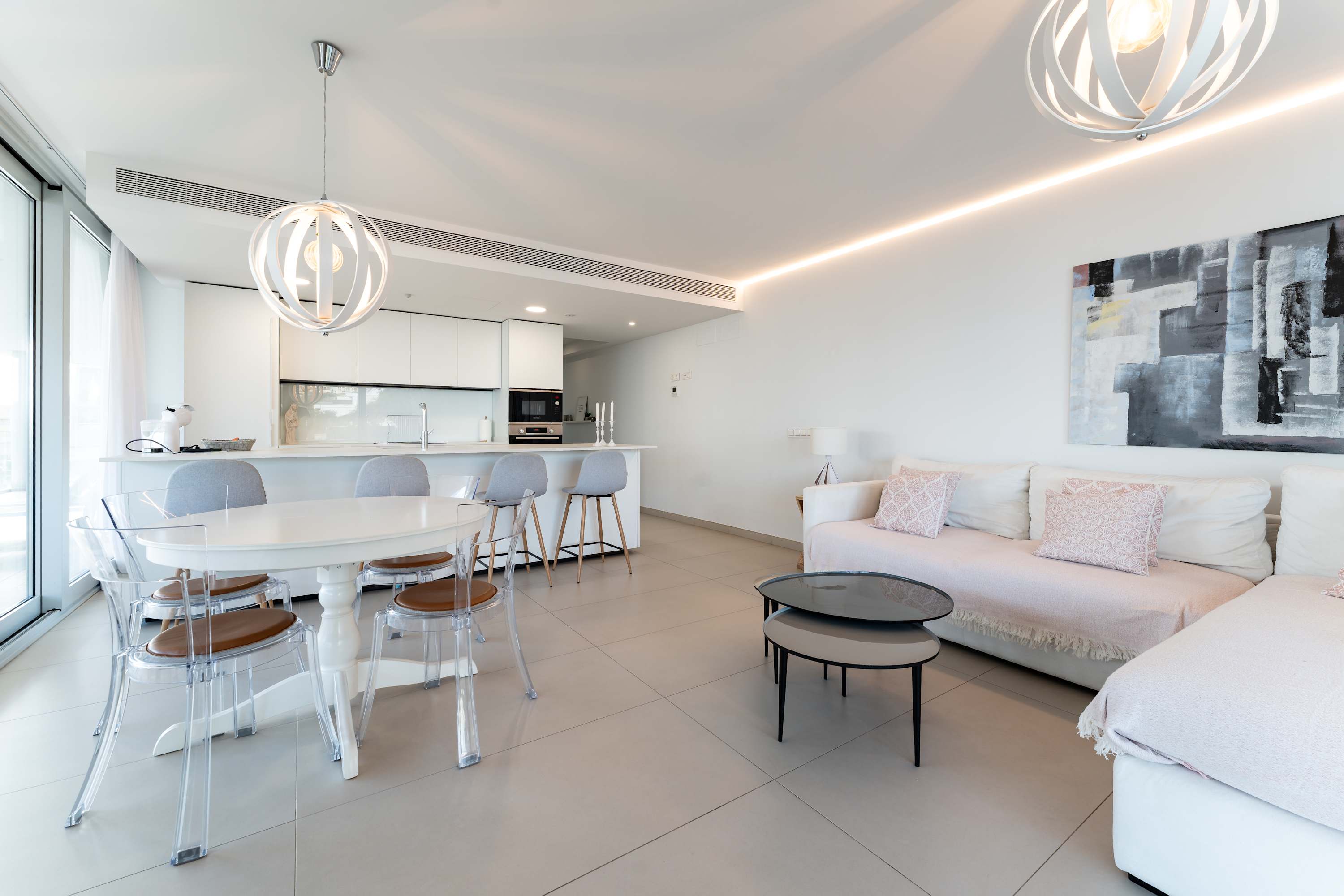 Luxury apartment with seaviews and private parking