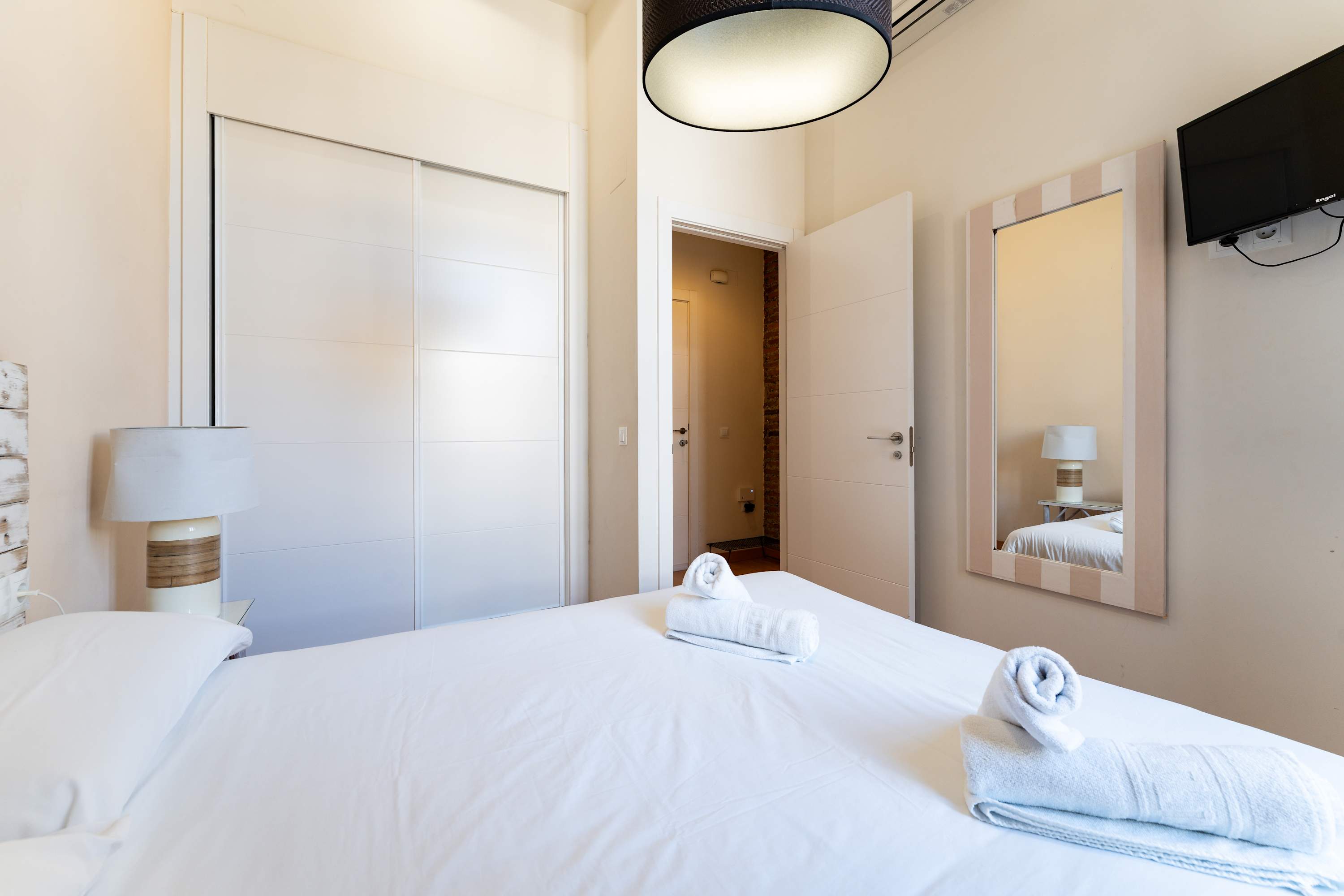 Charming flat in the city center (parking option)