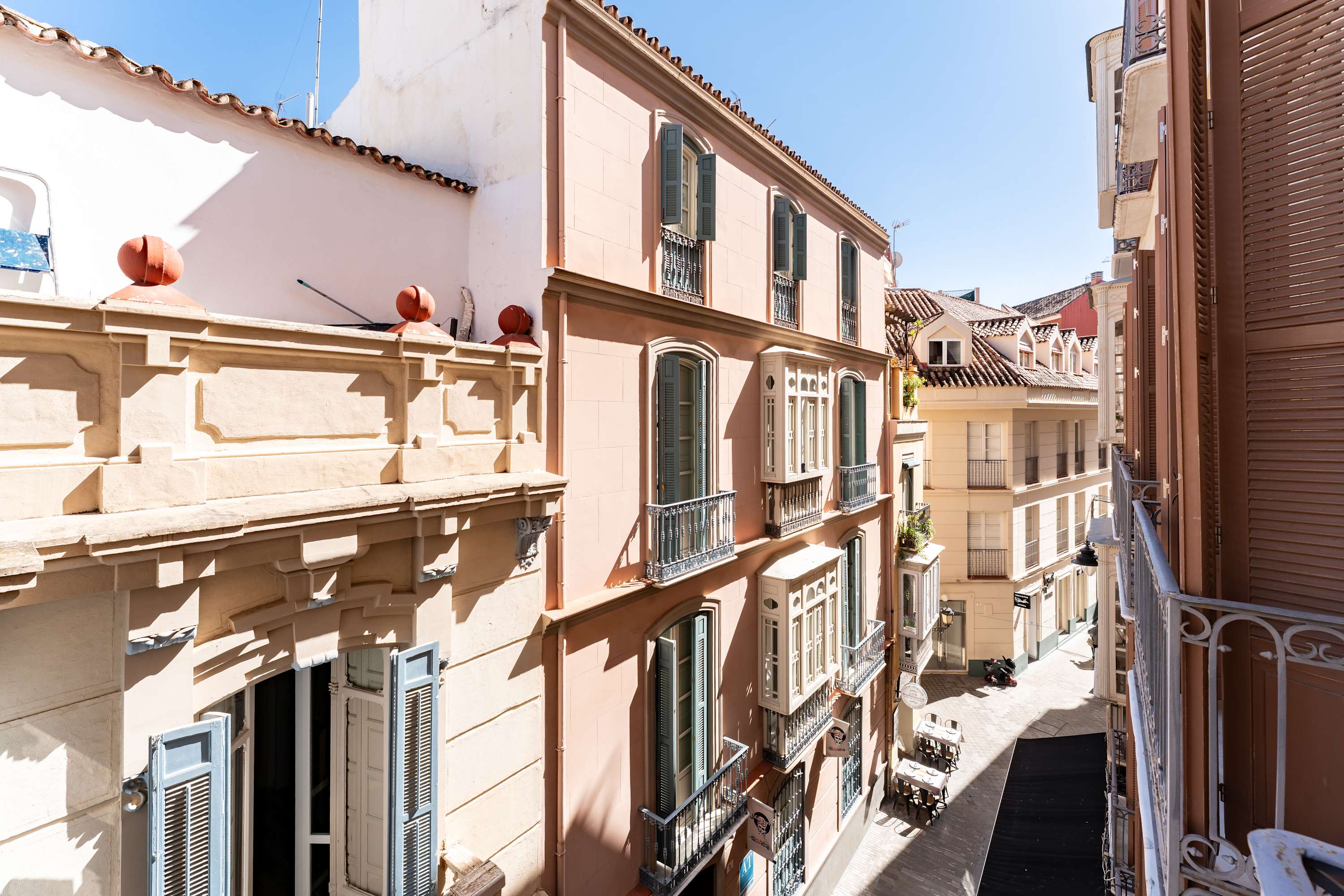 Charming flat in the city center (parking option)